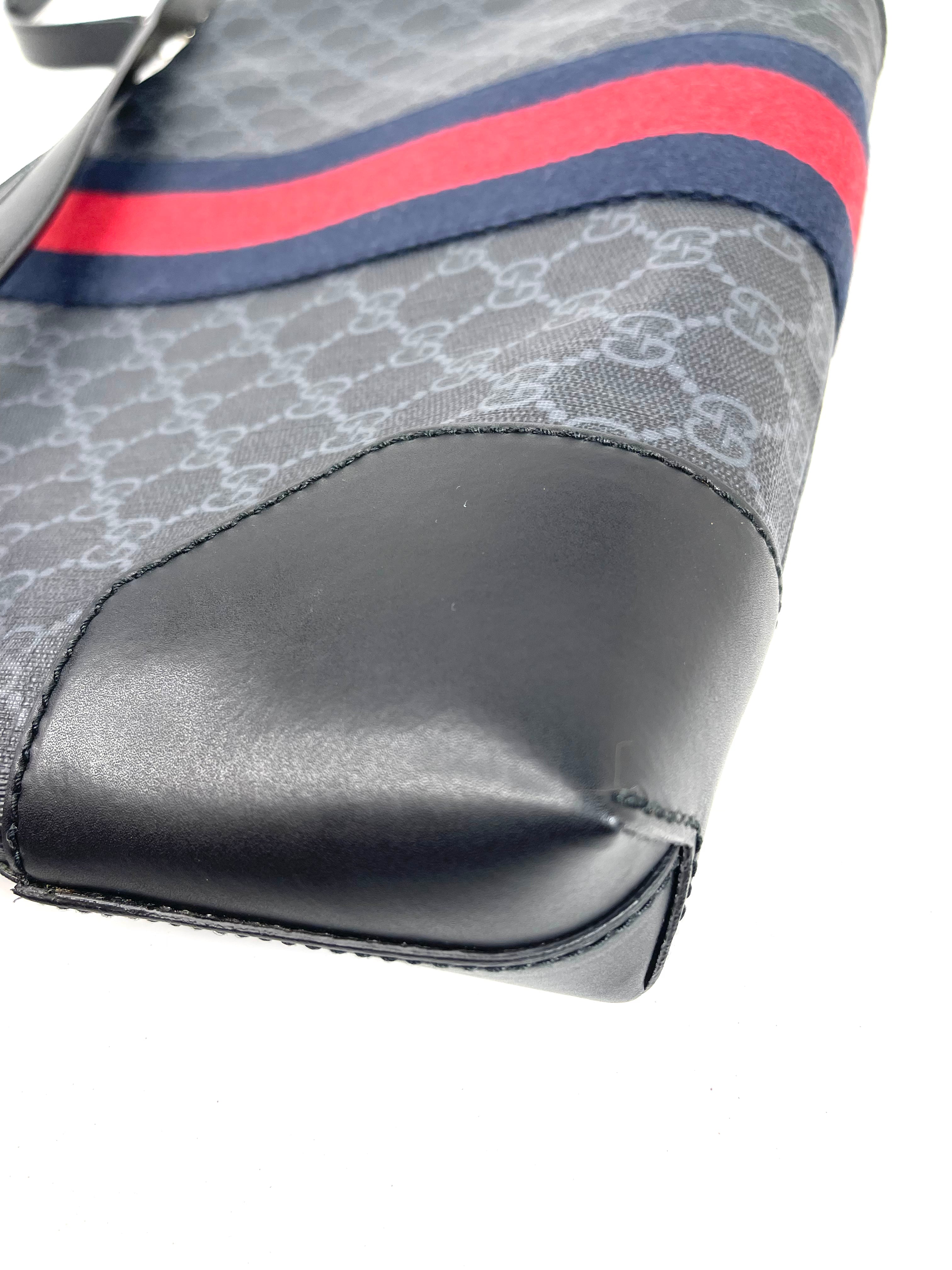 Gucci Supreme GG Black and Gray Messenger Bag